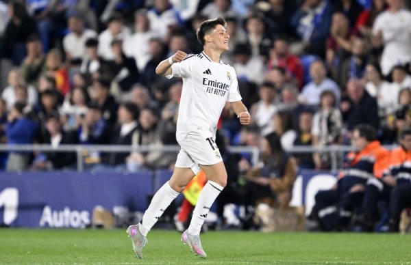 钱生财 居勒尔亲笔: 从山寨FIFA到皇马10号, 我的游戏人生成真了